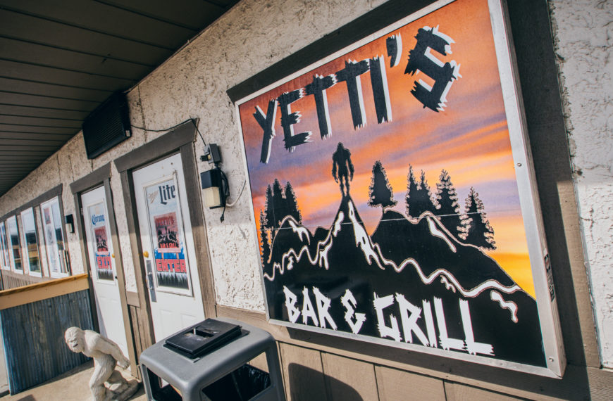 Yetti’s Bar & Grill