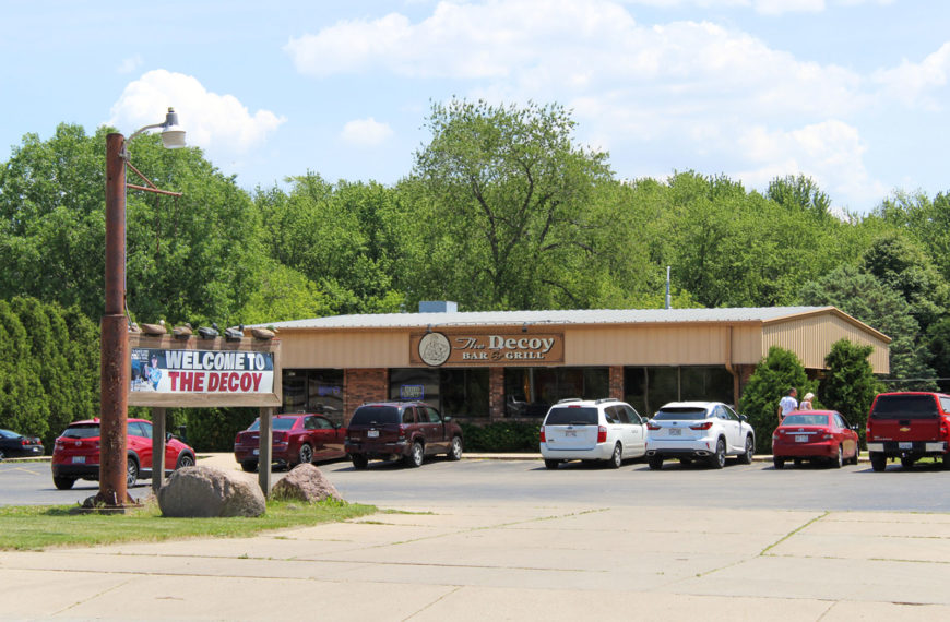 The Decoy Bar & Grill